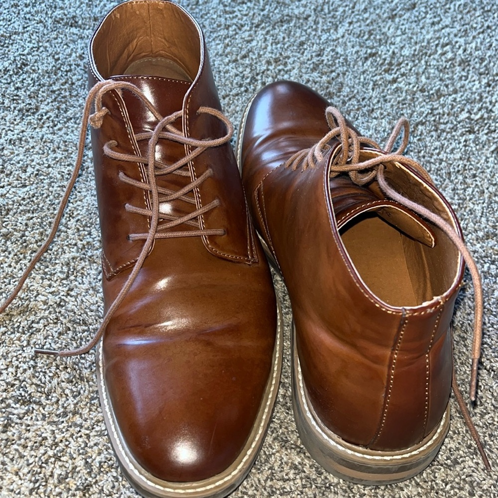 Brown Reaction Kenneth Cole shoes! Size 11.5